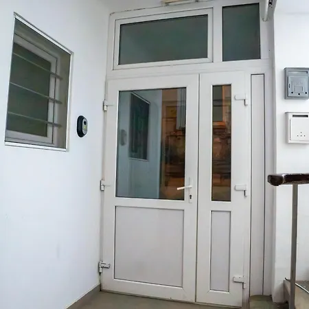 Barrique 20 - Breakfast Delivered & Minibar - Old Town Apartamento
