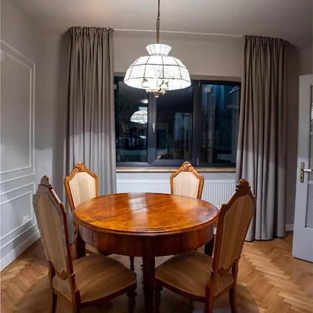Barrique 20 - Breakfast Delivered & Minibar - Old Town Apartamento *