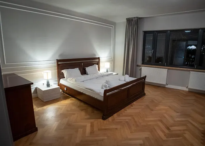 Barrique Eminescu アパート ブラショフ