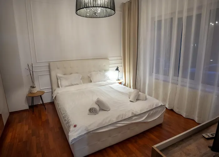 アパート Barrique Eminescu ブラショフ